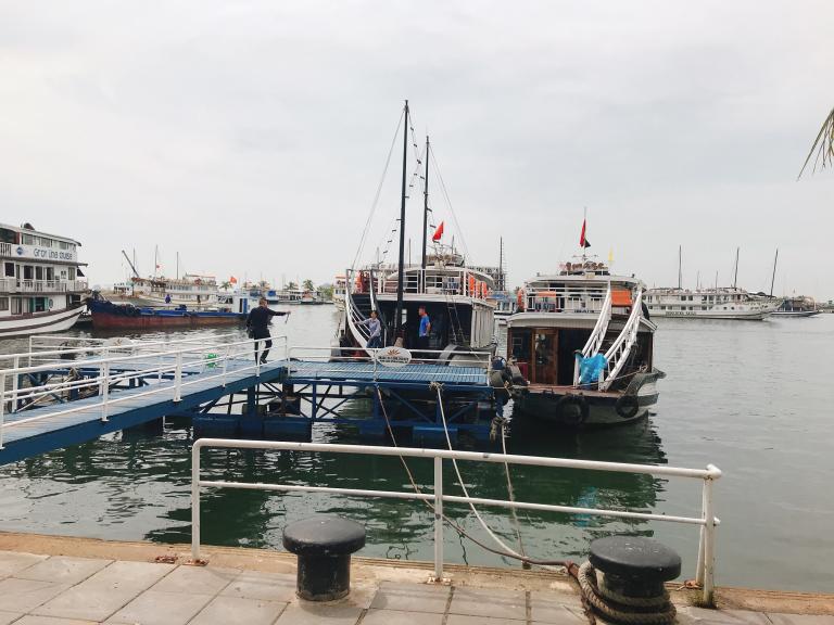 湾: その概要と例 - ハロン湾