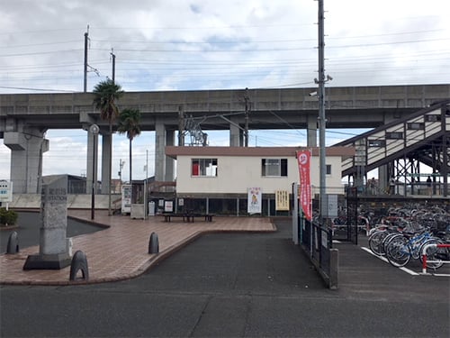 長崎本線JR肥前麓駅