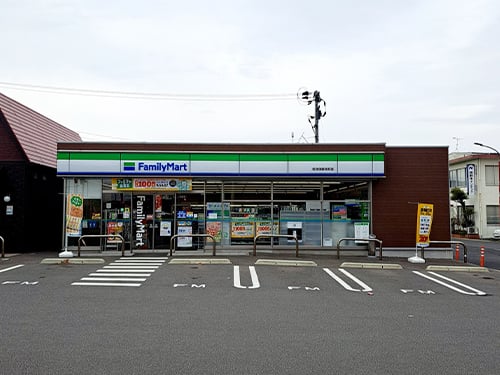 ファミリーマート佐世保卸本町店