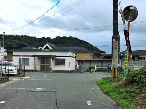 長崎本線JR肥前麓駅