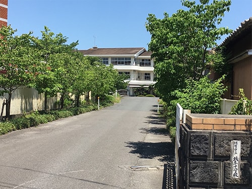 佐賀市立城東中学校