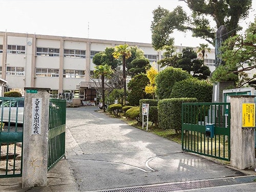 久留米市立山川小学校