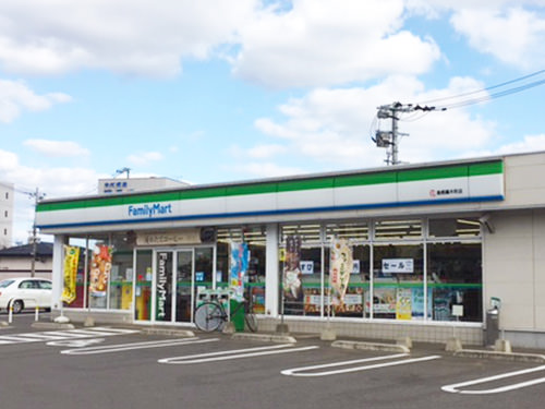 ファミリーマート鳥栖轟木町店 写真