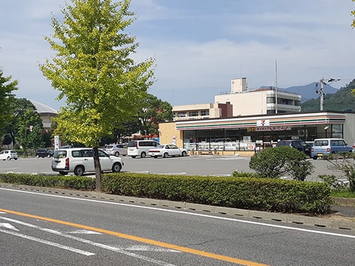 セブンイレブン有田駅前店 写真