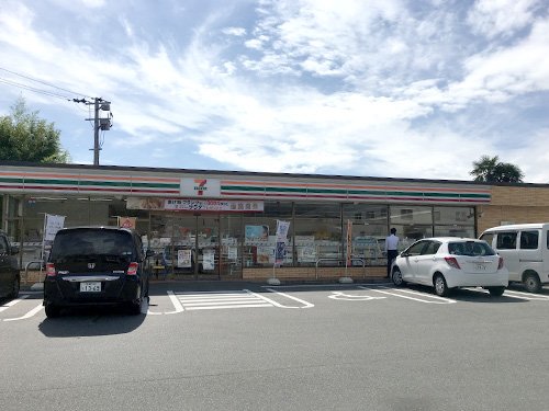 セブンイレブン鳥栖村田店 写真