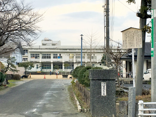 鳥栖市立田代小学校 写真